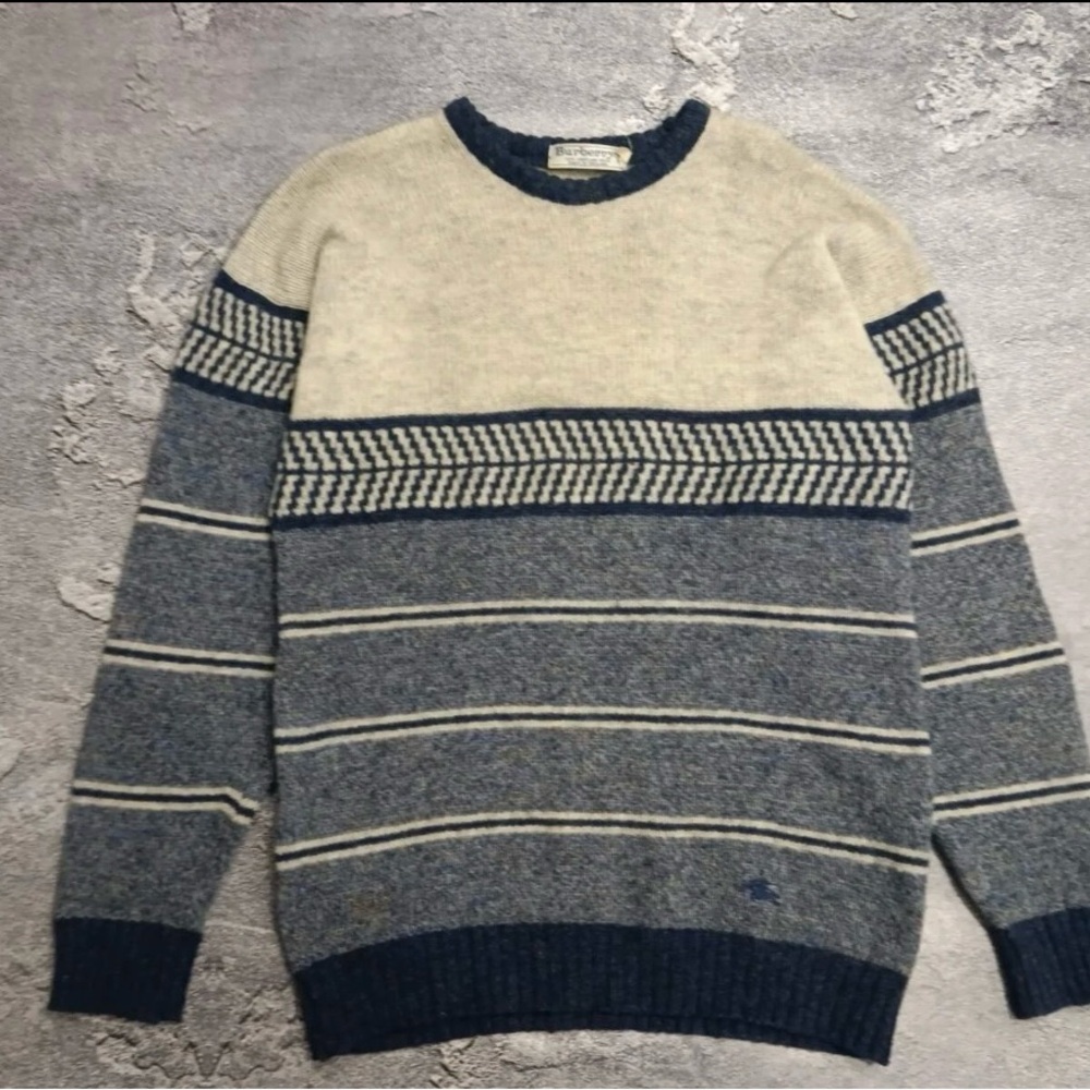 Vintage Burberry Blue and Cream Sweater